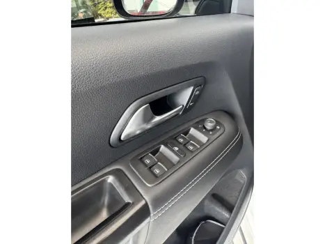 VOLKSWAGEN Amarok 3.0 V6 CABINE DUPLA COMFORT 4X4 TURBO INTERCOOLER AUTOM�TICO, Foto 12
