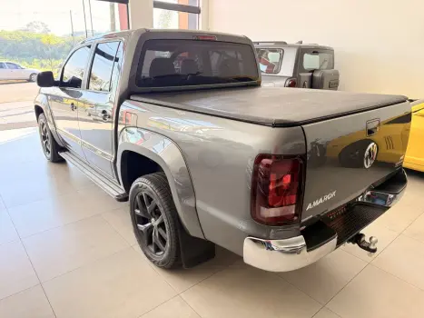 VOLKSWAGEN Amarok 3.0 V6 CABINE DUPLA HIGHLINE 4X4 TURBO INTERCOOLER AUTOM�TICO, Foto 8