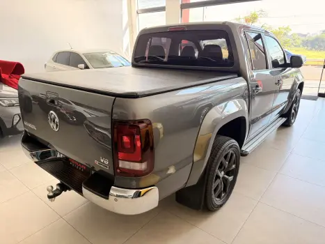 VOLKSWAGEN Amarok 3.0 V6 CABINE DUPLA HIGHLINE 4X4 TURBO INTERCOOLER AUTOM�TICO, Foto 2