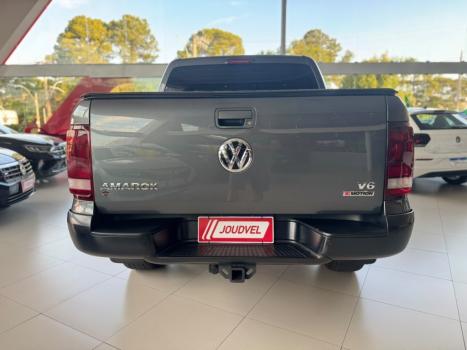VOLKSWAGEN Amarok 3.0 V6 CABINE DUPLA COMFORT 4X4 TURBO INTERCOOLER AUTOM�TICO, Foto 4