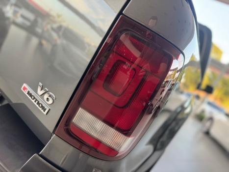 VOLKSWAGEN Amarok 3.0 V6 CABINE DUPLA COMFORT 4X4 TURBO INTERCOOLER AUTOM�TICO, Foto 6