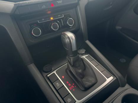 VOLKSWAGEN Amarok 3.0 V6 CABINE DUPLA COMFORT 4X4 TURBO INTERCOOLER AUTOM�TICO, Foto 12
