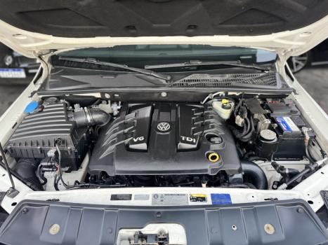 VOLKSWAGEN Amarok 3.0 V6 CABINE DUPLA HIGHLINE 4X4 TURBO INTERCOOLER AUTOM�TICO, Foto 15