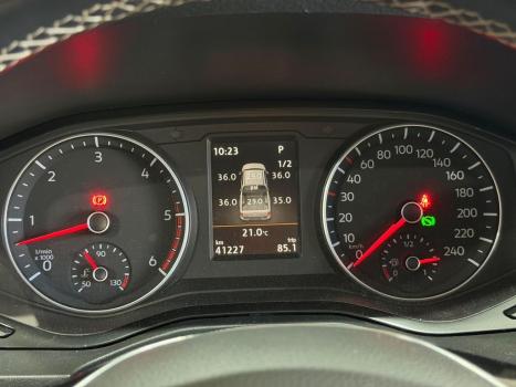 VOLKSWAGEN Amarok 3.0 V6 CABINE DUPLA HIGHLINE EXTREME 4X4 TURBO INTERCOOLER AUTOM�TICO, Foto 17