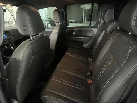 VOLKSWAGEN Amarok 3.0 V6 CABINE DUPLA HIGHLINE EXTREME 4X4 TURBO INTERCOOLER AUTOM�TICO, Foto 9