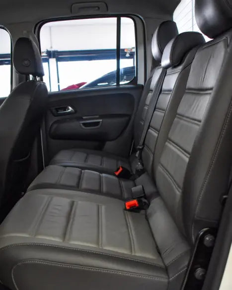 VOLKSWAGEN Amarok 3.0 V6 CABINE DUPLA HIGHLINE 4X4 TURBO INTERCOOLER AUTOM�TICO, Foto 19