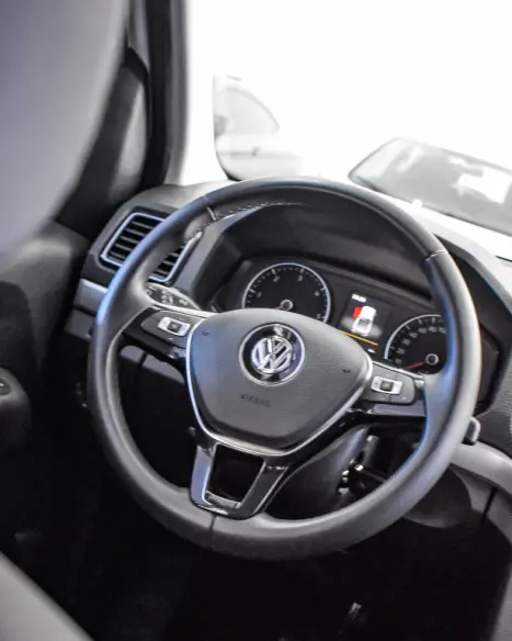 VOLKSWAGEN Amarok 3.0 V6 CABINE DUPLA HIGHLINE 4X4 TURBO INTERCOOLER AUTOM�TICO, Foto 17