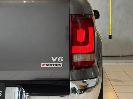 VOLKSWAGEN Amarok 3.0 V6 CABINE DUPLA HIGHLINE EXTREME 4X4 TURBO INTERCOOLER AUTOM�TICO, Foto 25