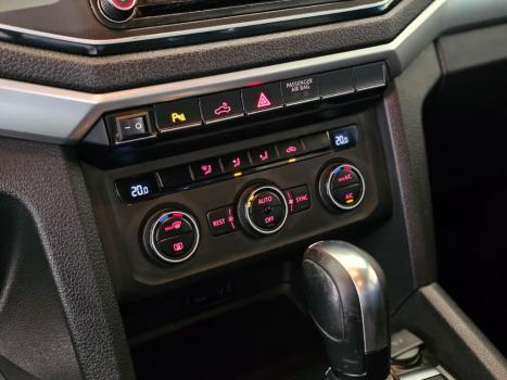 VOLKSWAGEN Amarok 3.0 V6 CABINE DUPLA HIGHLINE EXTREME 4X4 TURBO INTERCOOLER AUTOM�TICO, Foto 7