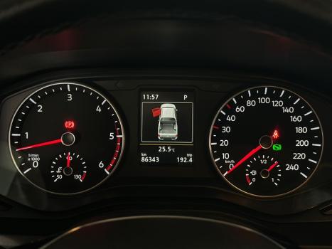 VOLKSWAGEN Amarok 3.0 V6 CABINE DUPLA HIGHLINE 4X4 TURBO INTERCOOLER AUTOMÁTICO, Foto 12