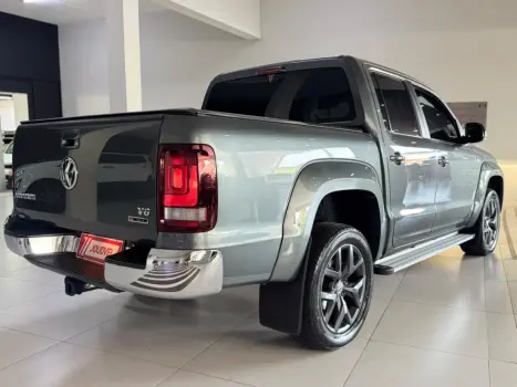 VOLKSWAGEN Amarok 3.0 V6 CABINE DUPLA HIGHLINE 4X4 TURBO INTERCOOLER AUTOMÁTICO, Foto 8