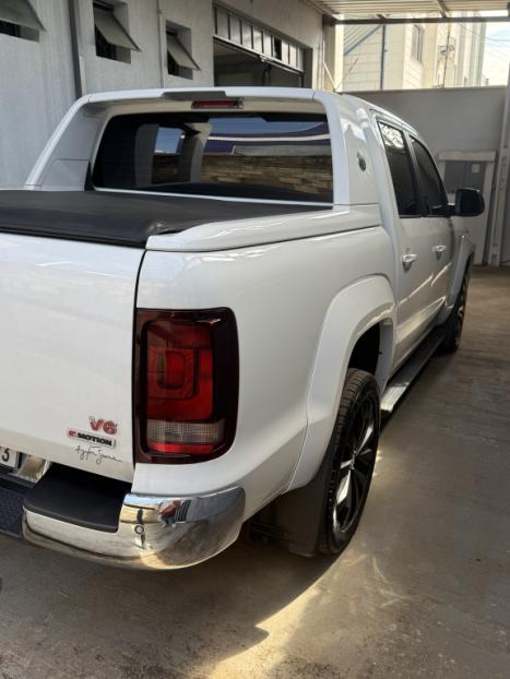 VOLKSWAGEN Amarok 3.0 V6 CABINE DUPLA HIGHLINE EXTREME 4X4 TURBO INTERCOOLER AUTOMÁTICO, Foto 5