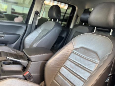 VOLKSWAGEN Amarok 3.0 V6 CABINE DUPLA HIGHLINE 4X4 TURBO INTERCOOLER AUTOMÁTICO, Foto 14