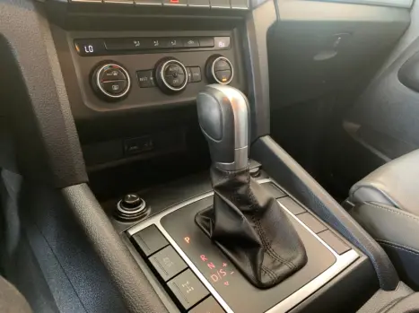 VOLKSWAGEN Amarok , Foto 8