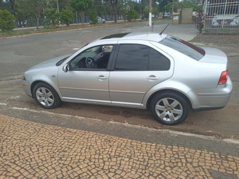 VOLKSWAGEN Bora 2.0 4P FLEX AUTOMÁTICO, Foto 4 VOLKSWAGEN Bora 2.0 4P FLEX AUTOMÁTICO, Foto 4