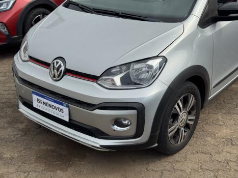 VOLKSWAGEN Cross UP 1.0 12V 4P TSI FLEX, Foto 4