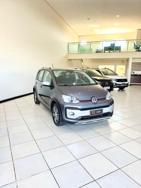 VOLKSWAGEN Cross UP 1.0 12V 4P TSI FLEX, Foto 8