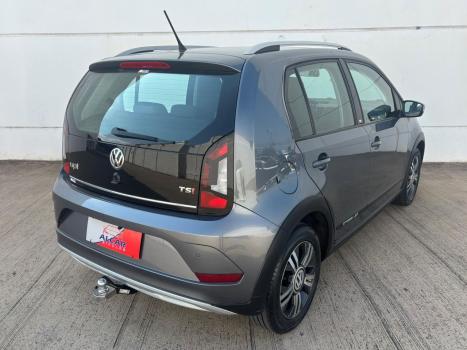 VOLKSWAGEN Cross UP 1.0 12V 4P TSI FLEX, Foto 6 VOLKSWAGEN Cross UP 1.0 12V 4P TSI FLEX, Foto 6