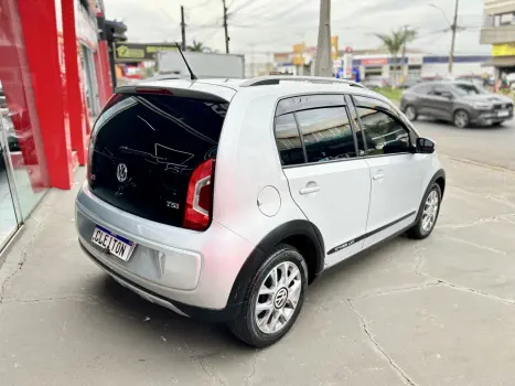 VOLKSWAGEN Cross UP 1.0 12V 4P TSI FLEX, Foto 4