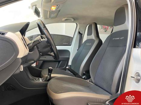 VOLKSWAGEN Cross UP 1.0 12V 4P TSI FLEX, Foto 9
