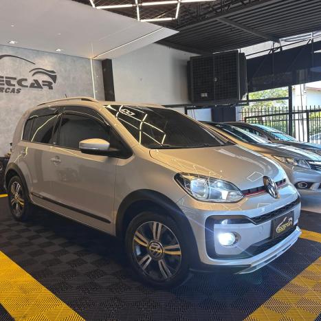 VOLKSWAGEN Cross UP 1.0 12V 4P TSI FLEX, Foto 1
