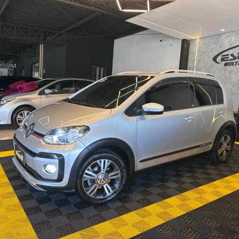 VOLKSWAGEN Cross UP 1.0 12V 4P TSI FLEX, Foto 2