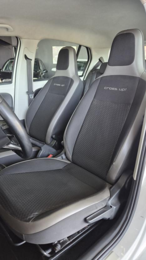 VOLKSWAGEN Cross UP 1.0 12V 4P TSI FLEX, Foto 9