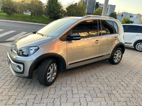 VOLKSWAGEN Cross UP 1.0 12V 4P TSI FLEX, Foto 4