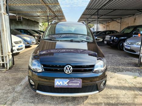 VOLKSWAGEN Crossfox 1.6 4P FLEX, Foto 3 VOLKSWAGEN Crossfox 1.6 4P FLEX, Foto 3