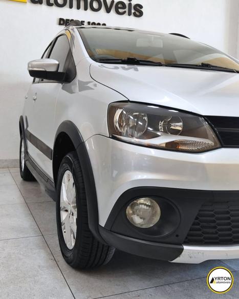 VOLKSWAGEN Crossfox 1.6 4P FLEX, Foto 2 VOLKSWAGEN Crossfox 1.6 4P FLEX, Foto 2