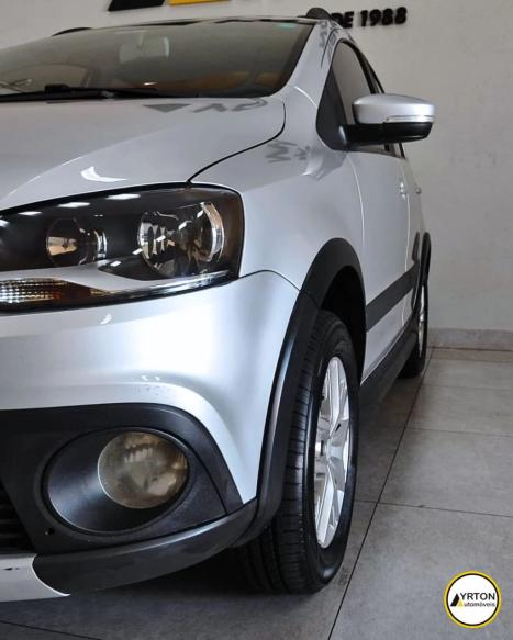 VOLKSWAGEN Crossfox 1.6 4P FLEX, Foto 3 VOLKSWAGEN Crossfox 1.6 4P FLEX, Foto 3