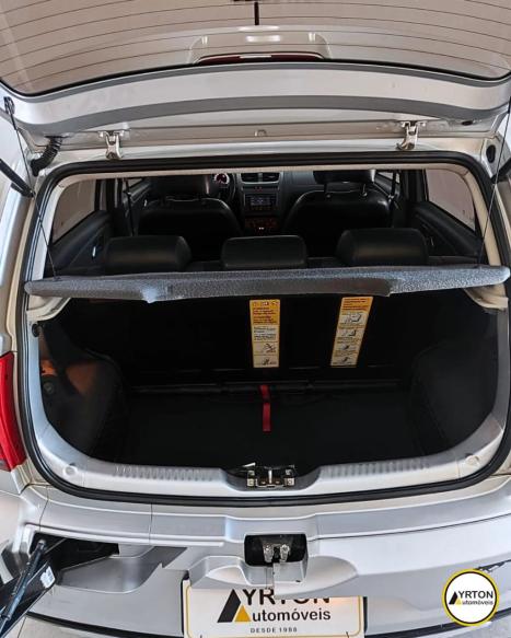 VOLKSWAGEN Crossfox 1.6 4P FLEX, Foto 13 VOLKSWAGEN Crossfox 1.6 4P FLEX, Foto 13
