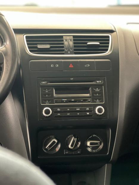 VOLKSWAGEN Crossfox 1.6 4P FLEX I-MOTION AUTOMATIZADO, Foto 6