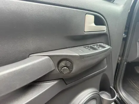 VOLKSWAGEN Crossfox 1.6 4P FLEX, Foto 8