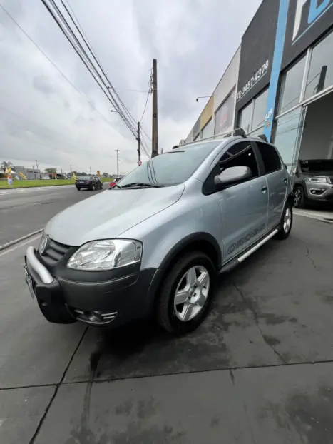 VOLKSWAGEN Crossfox 1.6 4P FLEX, Foto 2