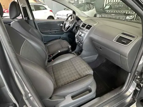 VOLKSWAGEN Fox 1.0 4P COMFORTLINE FLEX, Foto 13