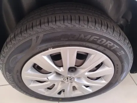 VOLKSWAGEN Fox 1.0 4P TREND FLEX, Foto 9