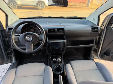 VOLKSWAGEN Fox 1.0, Foto 13