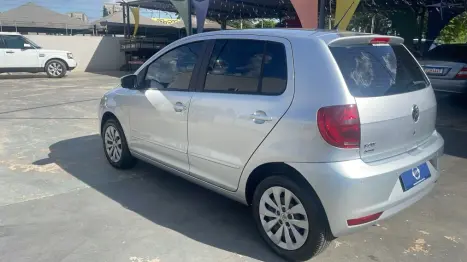 VOLKSWAGEN Fox 1.0 FLEX, Foto 4