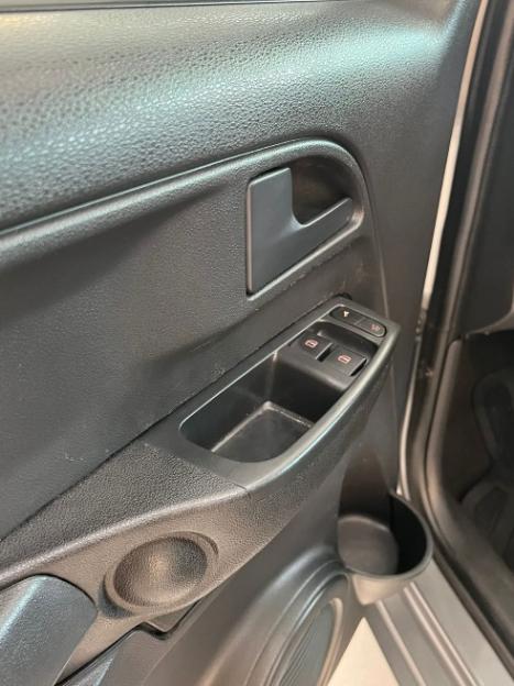 VOLKSWAGEN Fox 1.0 FLEX, Foto 6