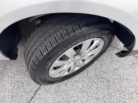 VOLKSWAGEN Fox 1.0 PLUS FLEX, Foto 15