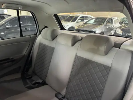 VOLKSWAGEN Fox 1.6 16V 4P MSI HIGHLINE FLEX, Foto 16