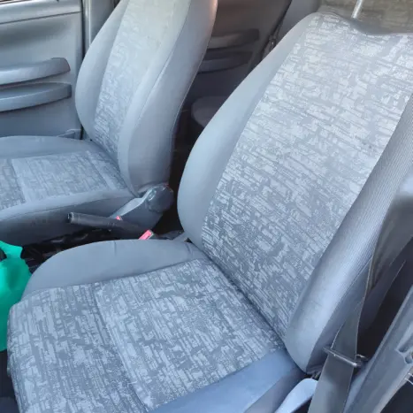 VOLKSWAGEN Fox 1.6 4P FLEX, Foto 12 VOLKSWAGEN Fox 1.6 4P FLEX, Foto 12