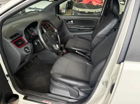 VOLKSWAGEN Fox 1.6 4P ROCK IN RIO FLEX, Foto 7 VOLKSWAGEN Fox 1.6 4P ROCK IN RIO FLEX, Foto 7