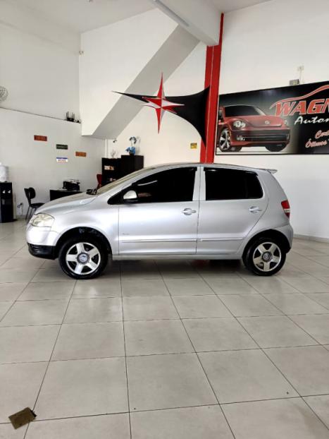 VOLKSWAGEN Fox 1.6 4P PLUS FLEX, Foto 3 VOLKSWAGEN Fox 1.6 4P PLUS FLEX, Foto 3