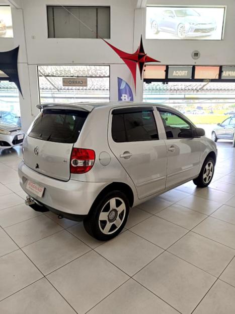 VOLKSWAGEN Fox 1.6 4P PLUS FLEX, Foto 7 VOLKSWAGEN Fox 1.6 4P PLUS FLEX, Foto 7