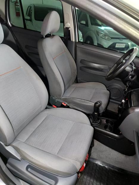 VOLKSWAGEN Fox 1.6 4P PLUS FLEX, Foto 19 VOLKSWAGEN Fox 1.6 4P PLUS FLEX, Foto 19