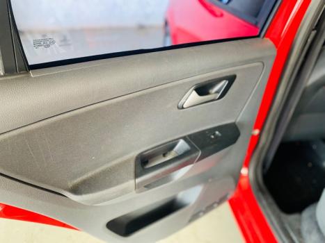 VOLKSWAGEN Fox 1.6 4P HIGHLINE FLEX, Foto 13