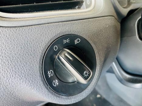 VOLKSWAGEN Fox 1.6 4P HIGHLINE FLEX, Foto 19