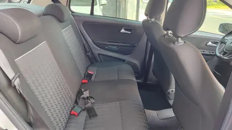 VOLKSWAGEN Fox 1.6 4P COMFORTLINE FLEX, Foto 16